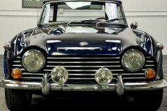 1965_TRIUMPH_TR4a_IRS-4-JPG