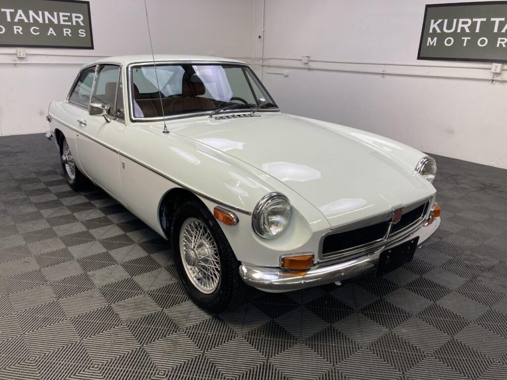 1974 MGB GT FOR SALE