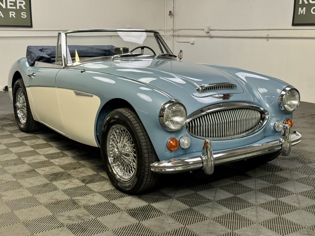 1966_AUSTIN_HEALEY_3000-19-JPG